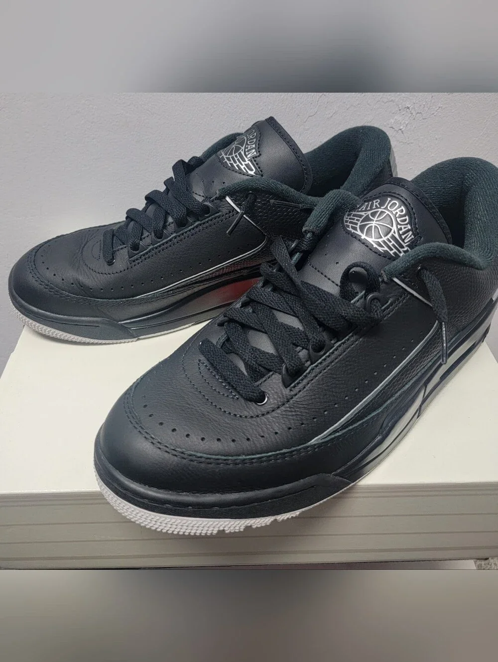 Jordan 2/3 Men's Black Low-Top Leather Sneakers Size 10.5